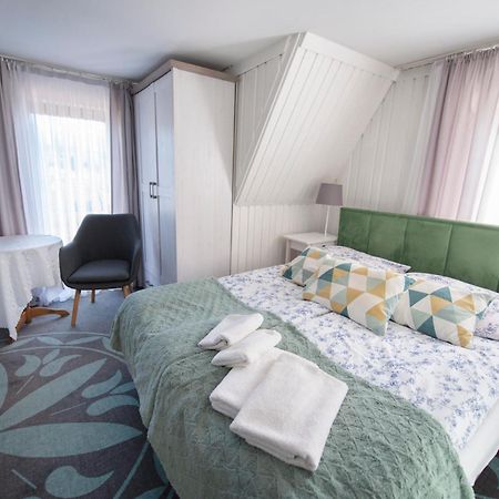 Dw Paryzanka Hotell Poronin Eksteriør bilde