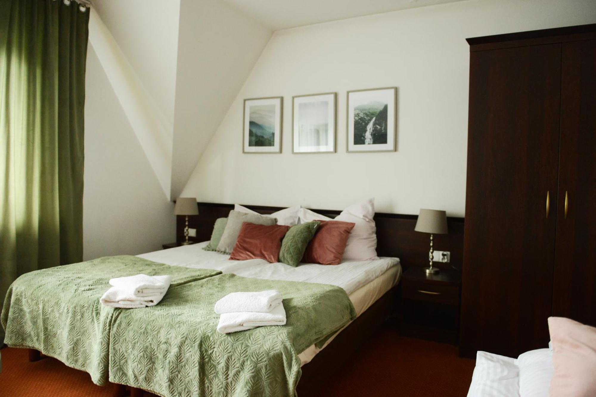 Dw Paryzanka Hotell Poronin Eksteriør bilde