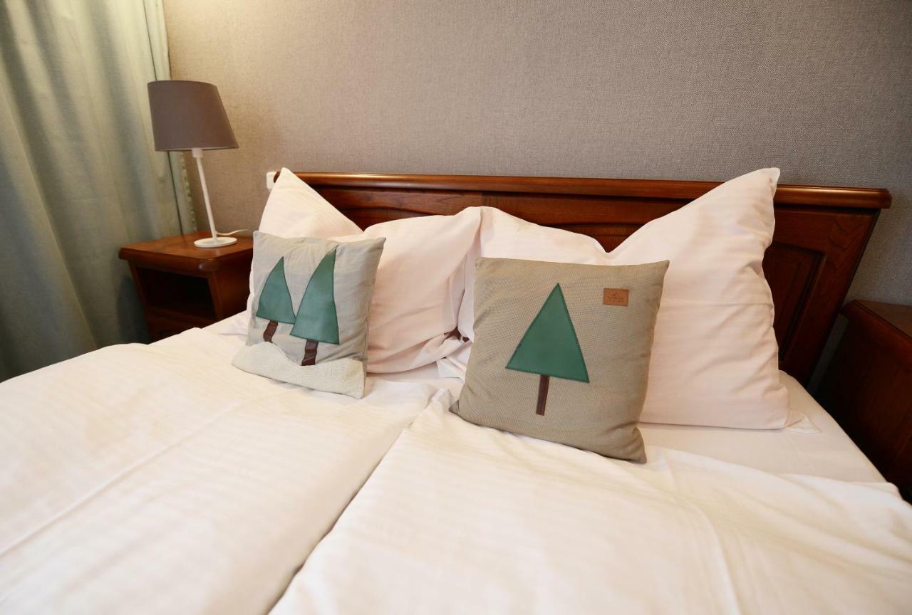 Dw Paryzanka Hotell Poronin Eksteriør bilde